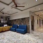 Hotel Chutneys