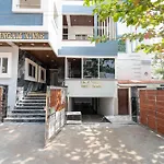 Singam Luxury Short Stays