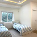 Neocon Suites