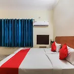 Collection O White House Silverkey Near Film Nagar