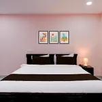 Hotel O Ss Ome Inn Ultra Luxury Rooms