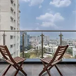 The Ivy Apartment By Red Olive3Bhkhitech City