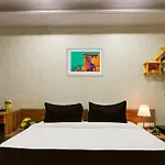 Hotel O Metro Inn