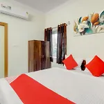 Hotel O Holiday