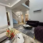 Luxuryhouse-3Br-Free Car & Driver-Balcony-Wifi