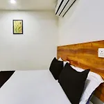 Hotel O New Hitech Inn