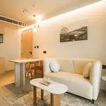Arrival Hotel