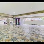 Fabhotel Royal Signature - Nr Hitech City