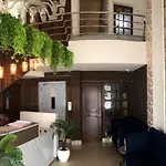 Blossoms Room Hotel Hyderabad Heights- Luxury Collection- Banjara Hills