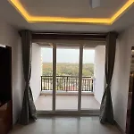 Happy Home Stay