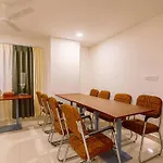 Treebo The Living Tree Khairatabad