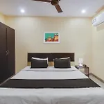 Hotel O Anuguna Tulasi Grand Near Jntu University Hyderabad