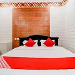Hotel O Aroma Classic Near Nampally Main Railway Station