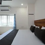 Hotel Shresta Luxury Rooms - Nizampet Hightension Line Rd