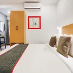 Super Townhouse The Cinco Hotel Near Esi Hospital