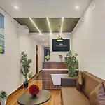 Super Townhouse Rcc Park View Inn