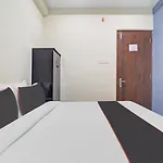 Super Hotel O Square Unique Suites
