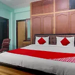 Hotel O S Grand Residency