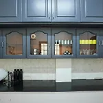 Stylish 1.5 Bhk A/C At Banjarahills Near Carehospitals