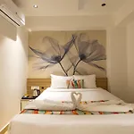 Hiwa Boutique Hotel