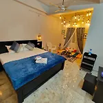 The Hidden Gem - Fully Furnished, Private 1Bhk With Canopy & Cafe Lights