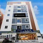 Super Townhouse Casa Business Hotel