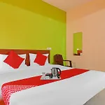 Super Hotel O Dk Reddy Square