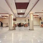Fabhotel Maruthi Residency - Nr Lakdikapul Metro Station