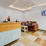 Hotel O Living Tree In