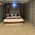 Hill Five Hotel