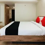 Capital O Sri Suprabhat Grand Near Kachiguda Railway Station