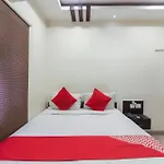 OYO 70678 Sri Harsha Residency
