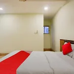 Hotel O Sree Simran Palace