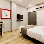 Super Townhouse Moosapet Rcc Prime