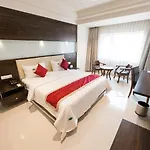 Blossoms Room Hotel Park Continental- A Luxury Collection Hotel