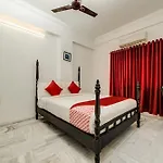 Super Hotel O Jntu College Near Lulu Mall, Kphb Colony.