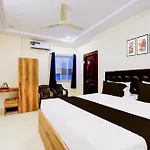 Hotel O R Square