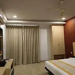 Grand Continent Apart Hotel- Hitec City