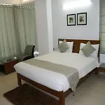 Oyo 14502 Hotel Hill View Guest House Hitech City