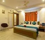 Oyo Apartments Banjara Hills Road No 13