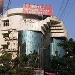 Hotel Golden Point Residency