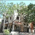 Maven Suites