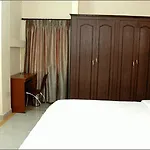 Maven Suites