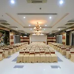 Oyo Premium Lb Nagar