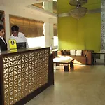 Green Leaves Hotel