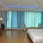 Fabhotel Sunshine Castle