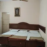 Srinivasa Lodge