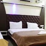 Hotel Meredian Palace
