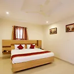 Oyo Rooms Gachibowli-Miyapur Road
