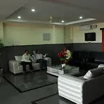 Capital O 36115 Hotel Royal Palm